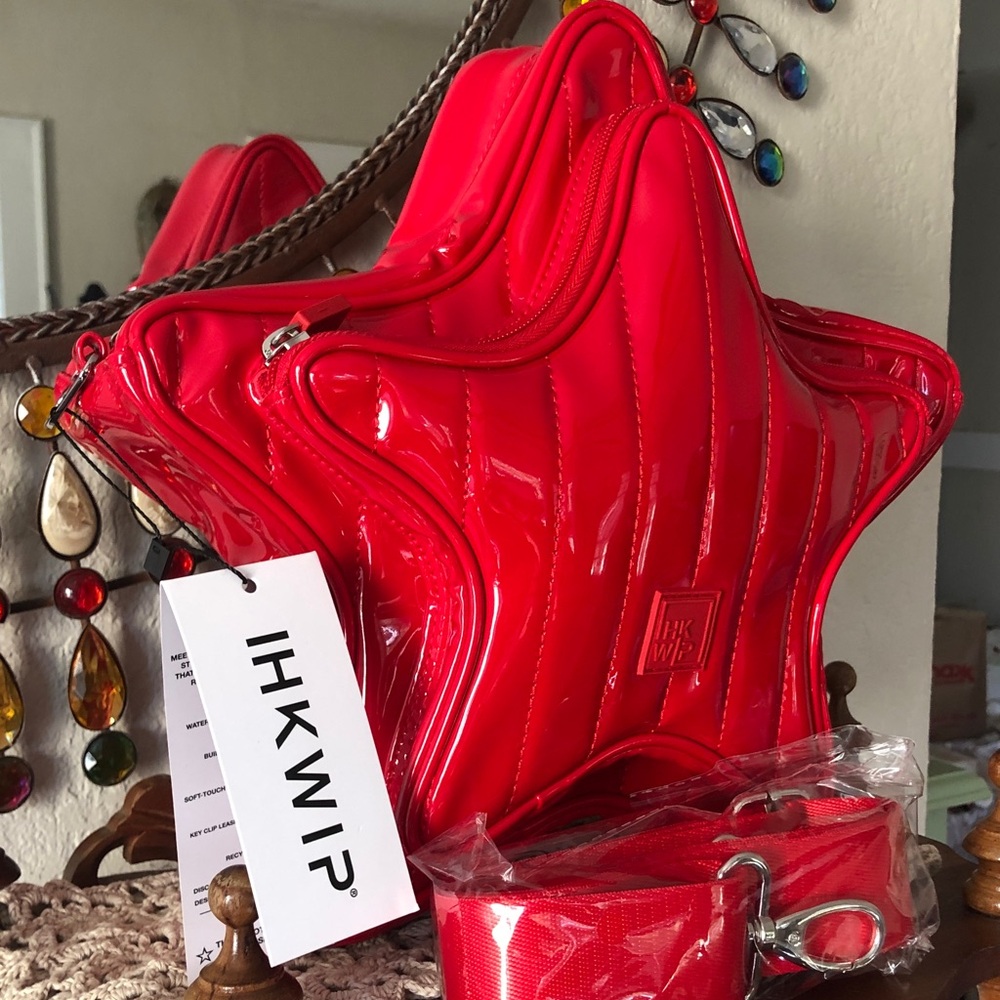 NWT IHKWIP Red Patent Novelty Shooting Star Crossbody Handbag